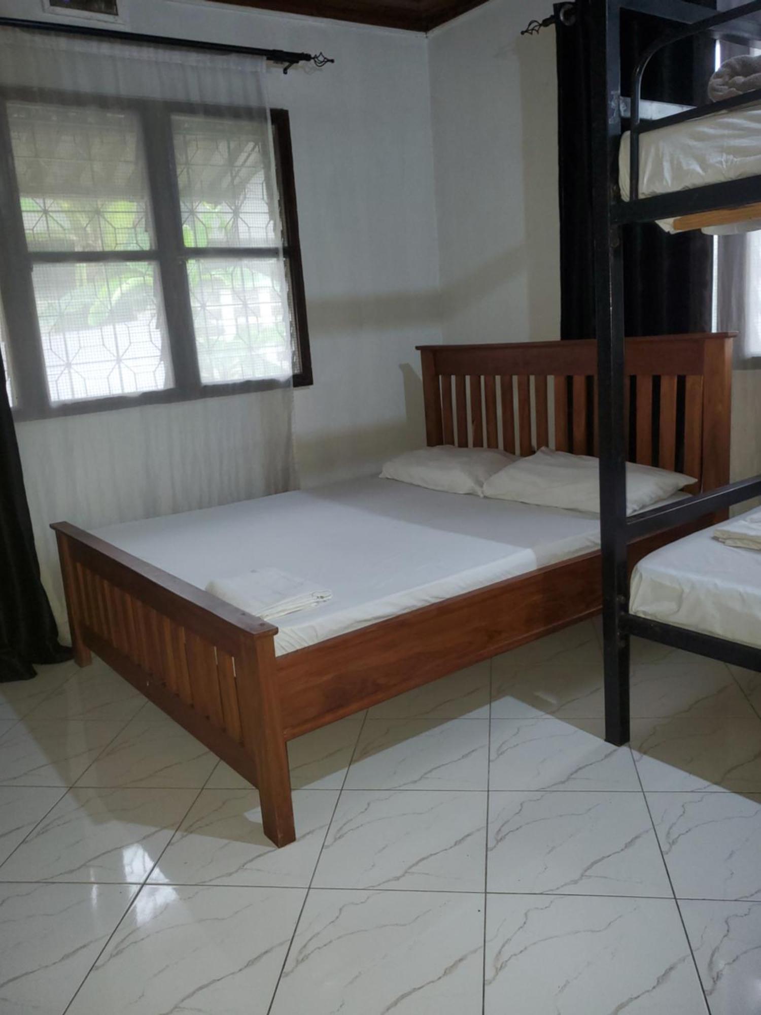 The Nest Haven Hostel Дар ес Саалам Екстериор снимка